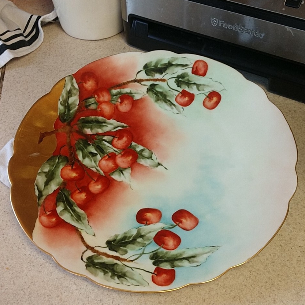 5 For 25.00/Handpainted Plate,Large,Gorgeous W/Cherries, GUC
